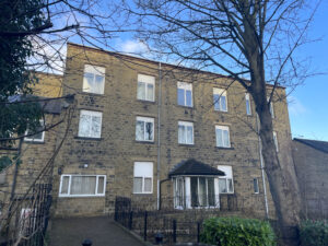 12 Dearne Court House, Wakefield Road, Scissett, HD8 9HR